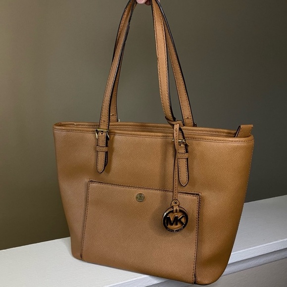 Michael Kors Large Jet Set Pocket Acron Tote Bag - Picture 1 of 8